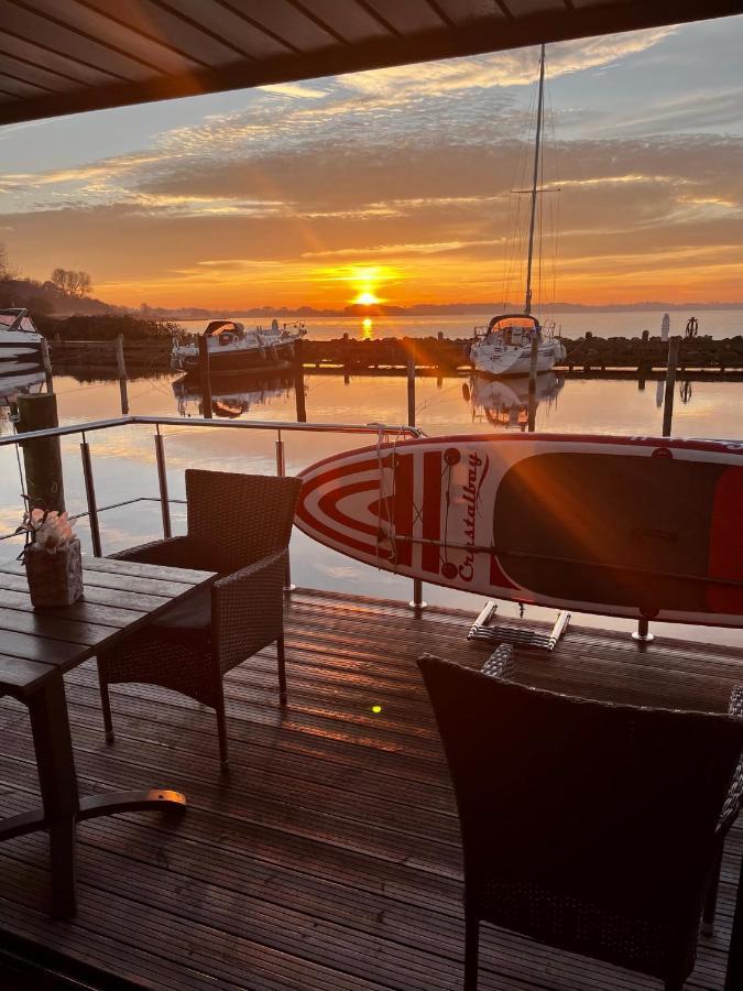 ホテル Hausboot-Lafe Flensburger Foerde Egernsund エクステリア 写真