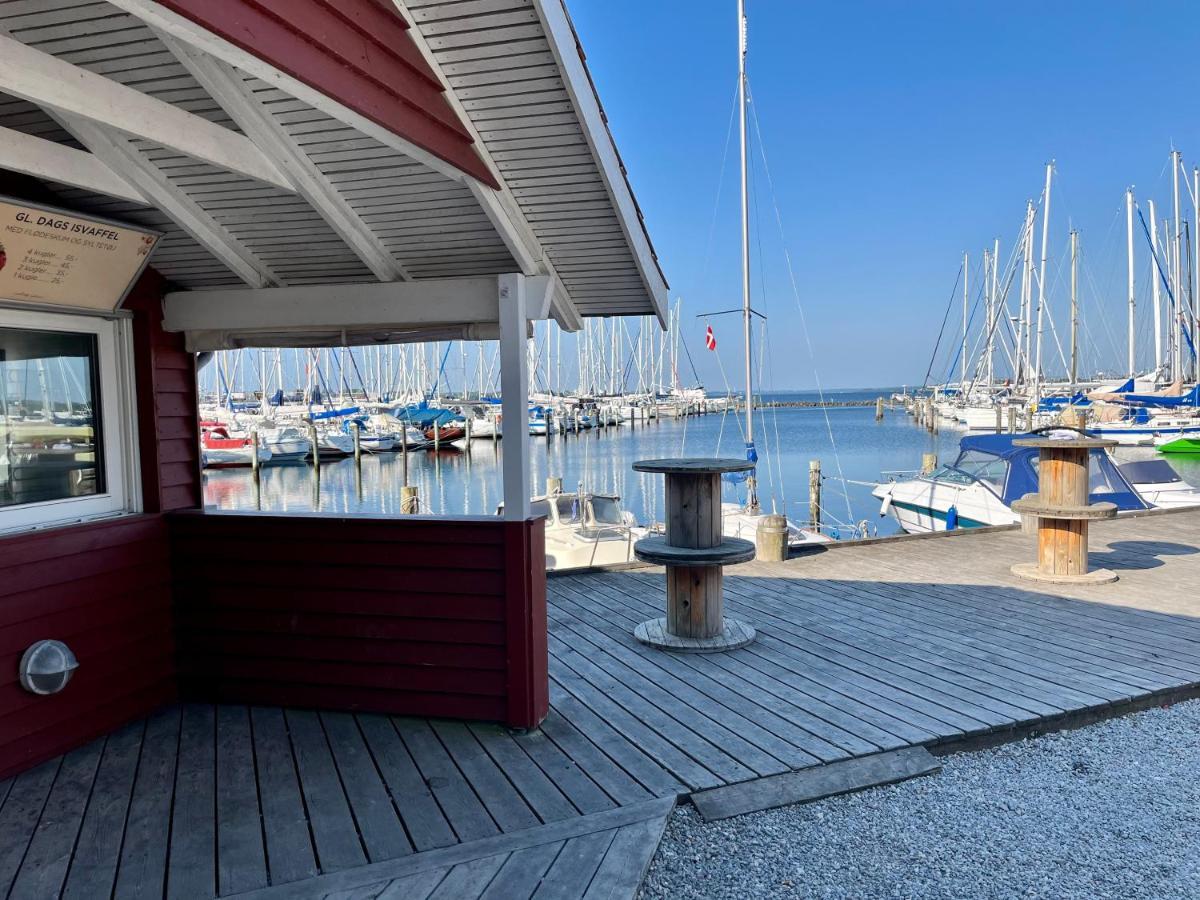 ホテル Hausboot-Lafe Flensburger Foerde Egernsund エクステリア 写真